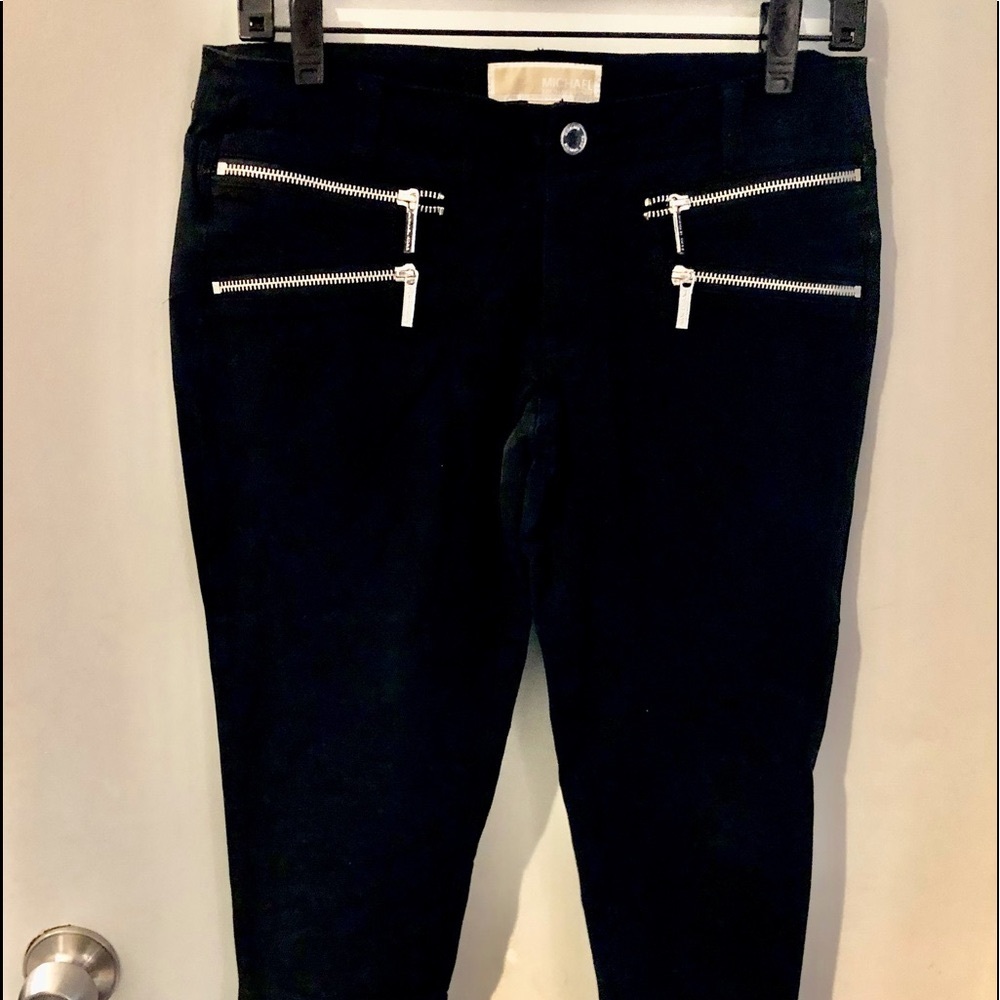 Michael Kors Black cropped pants. New Size 4